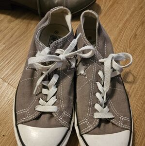Womens Gray Converse Sneakers